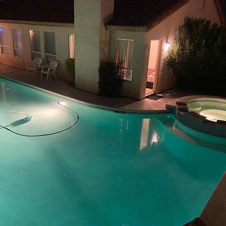 Luxury 1900 Sq Ft House Huge 46 Ft Pool & Hot Spa Las Vegas Exterior photo