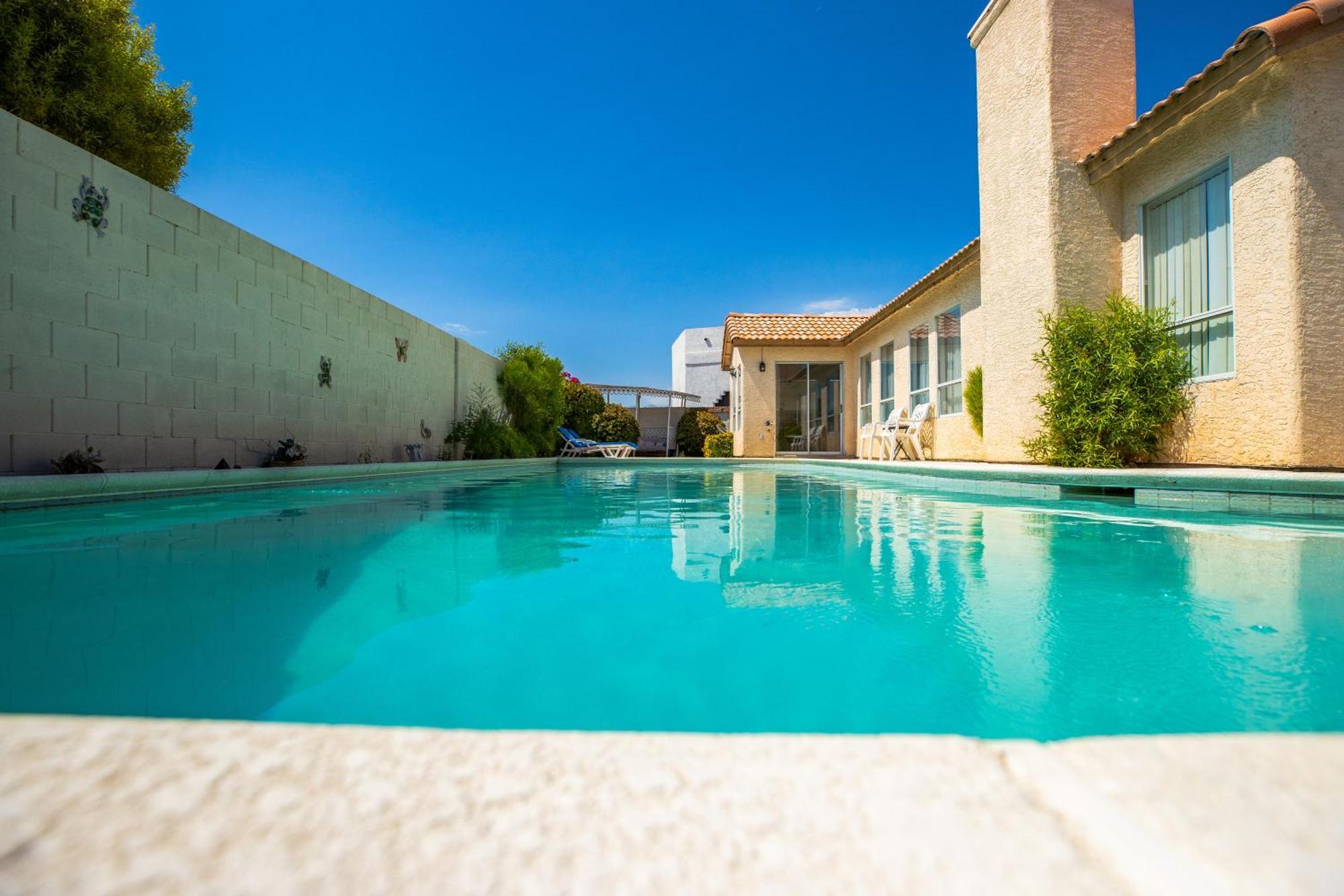 Luxury 1900 Sq Ft House Huge 46 Ft Pool & Hot Spa Las Vegas Exterior photo